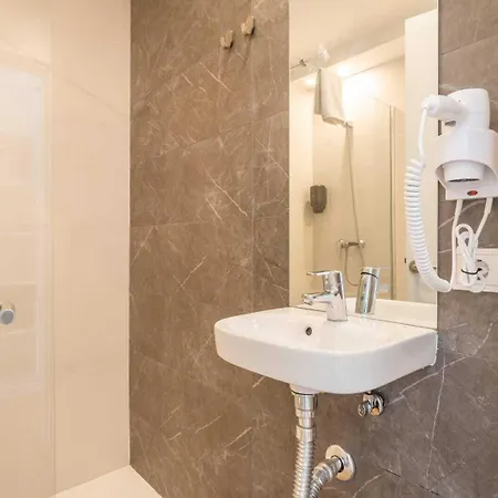 Alzina * 卡拉纳雅达