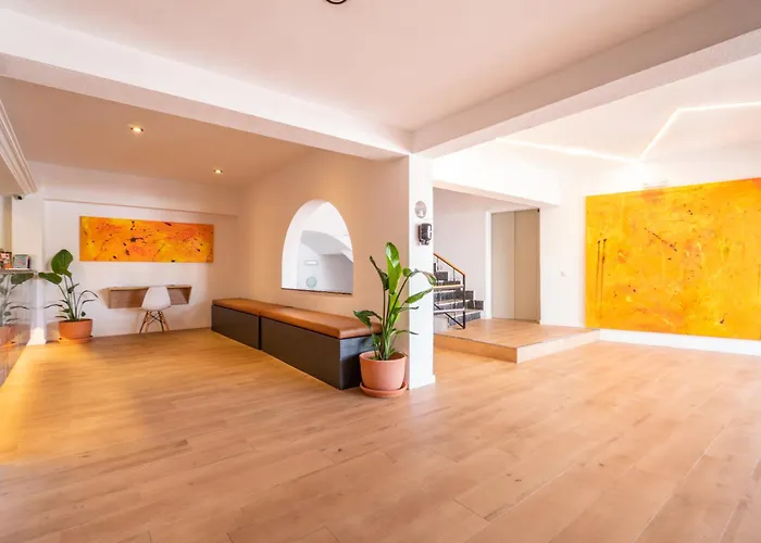 Alzina Кала Ратьяда